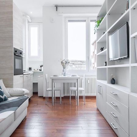מילאנו Nice And Cozy Studio In Porta Romana By Easylife מראה חיצוני תמונה